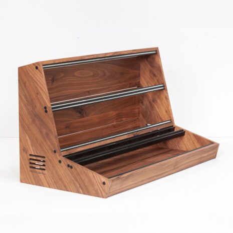 10U-126HP-Walnut-with-black-rails---Eurorack-case---2-Many-Synths---Superbooth-Special-Editions-2024---IMG_7830 10U-126HP-Walnut-with-black-rails---Eurorack-case---2-Many-Synths---Superbooth-Special-Editions-2024---IMG_7830