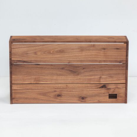 10U-126HP-Walnut-with-black-rails---Eurorack-case---2-Many-Synths---Superbooth-Special-Editions-2024---IMG_7836 10U-126HP-Walnut-with-black-rails---Eurorack-case---2-Many-Synths---Superbooth-Special-Editions-2024---IMG_7836