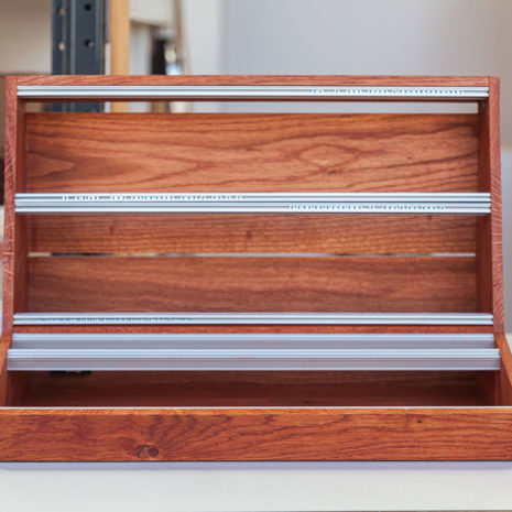 2-Many-Synths---10U-104HP-Eurorack-case-in-Persian-Red-linseed-oil---IMG_9926 2-Many-Synths---10U-104HP-Eurorack-case-in-Persian-Red-linseed-oil---IMG_9926