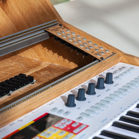 2-Many-Synths---Arturia-Keystep-Pro-stand-+-12U-Eurorack---IMG_0825 2-Many-Synths---Arturia-Keystep-Pro-stand-+-12U-Eurorack---IMG_0825