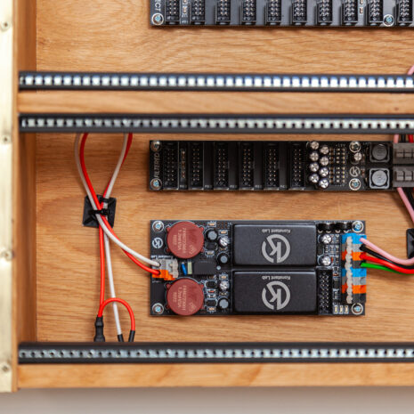 2-Many-Synths---Eurorack-9U-104HP-Wall-Cabinet-prototype-in-solid-Oak---IMG_6025 2-Many-Synths---Eurorack-9U-104HP-Wall-Cabinet-prototype-in-solid-Oak---IMG_6025