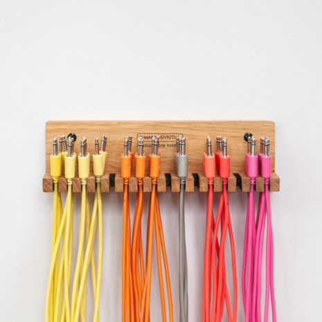 2-Many-Synths---Solid-Oak-Patchcable-holder---IMG_1285 2-Many-Synths---Solid-Oak-Patchcable-holder---IMG_1285