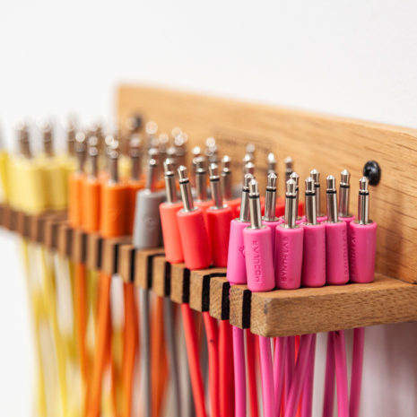 2-Many-Synths---Solid-Oak-Patchcable-holder---IMG_1289 2-Many-Synths---Solid-Oak-Patchcable-holder---IMG_1289