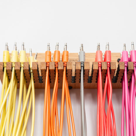 2-Many-Synths---Solid-Oak-Patchcable-holder---IMG_1298 2-Many-Synths---Solid-Oak-Patchcable-holder---IMG_1298