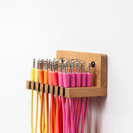 2-Many-Synths---Solid-Oak-Patchcable-holder---IMG_1304 2-Many-Synths---Solid-Oak-Patchcable-holder---IMG_1304
