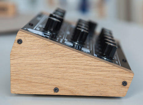 Moog Minitaur - 2 Many Synths - solid Oak side panels (2)